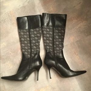 Guess Boots. 6.5